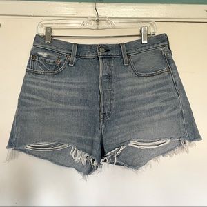 Levi’s 501 high rise shorts size 29